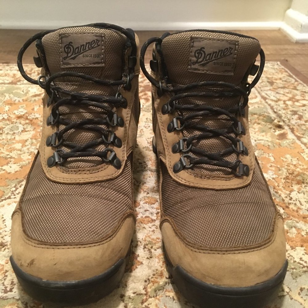 Danner Jag Hiking Boots Sandy Taupe Mens US 7.5 Medium Width